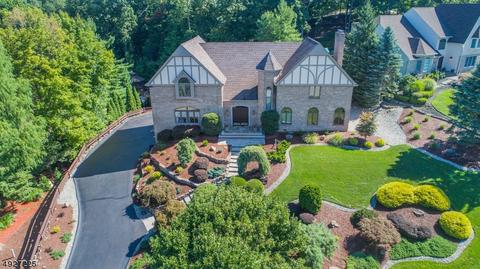 24 Horizon Dr, Wayne, NJ 07470 photo 1