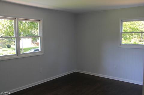 207 Pine St, Hackettstown, NJ 07840 photo 10