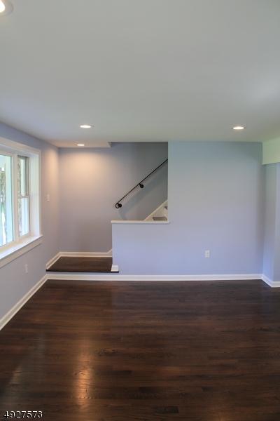 207 Pine St, Hackettstown, NJ 07840 photo 6