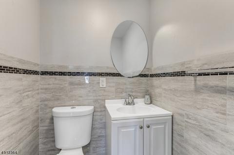 39 Olive St, Bloomfield, NJ 07003 photo 9