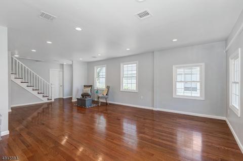 39 Olive St, Bloomfield, NJ 07003 photo 3
