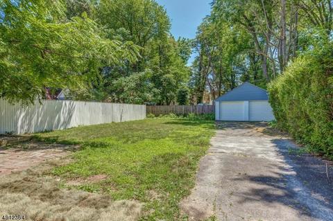 39 Olive St, Bloomfield, NJ 07003 photo 15
