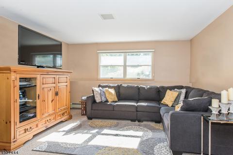19 E Logan Rd, Randolph, NJ 07869 photo 18