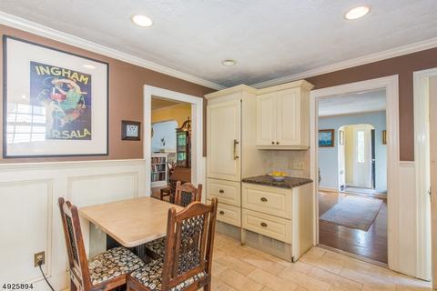 16 White Ter, Nutley, NJ 07110 photo 9