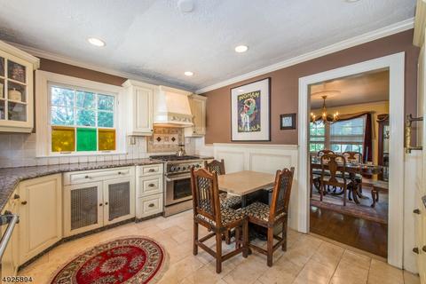16 White Ter, Nutley, NJ 07110 photo 7