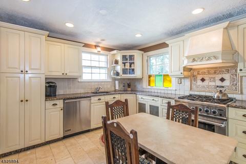 16 White Ter, Nutley, NJ 07110 photo 8