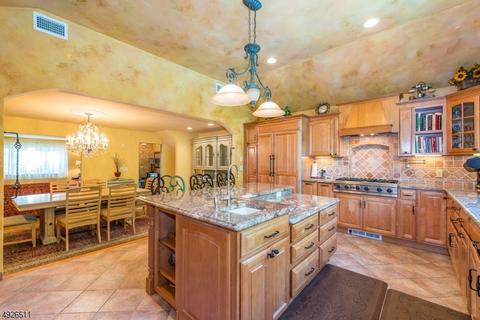 156-58 Coles Ave, Hackensack, NJ 07601 photo 5