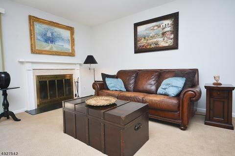 7 Pine Ct, Bedminster, NJ 07921 photo 3