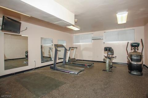 25 Grand Ave #6H, Hackensack, NJ 07601 photo 17