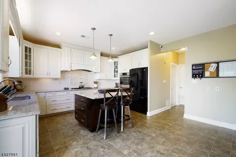 3 Arbor Ct, Clinton, NJ 08809 photo 6