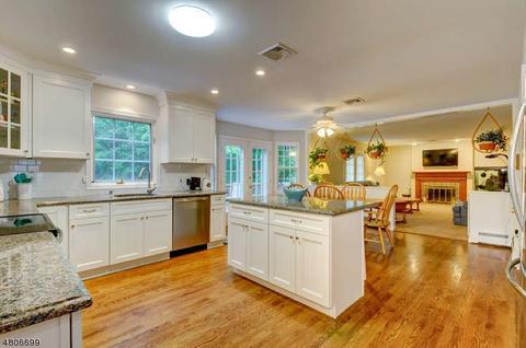 10 Memory Ln, Randolph, NJ 07869 photo 9