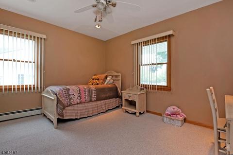 60 Pleasant Vw Dr, Wayne, NJ 07470 photo 17