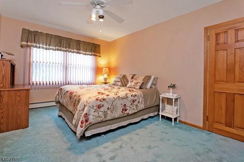 60 Pleasant Vw Dr, Wayne, NJ 07470 photo 16