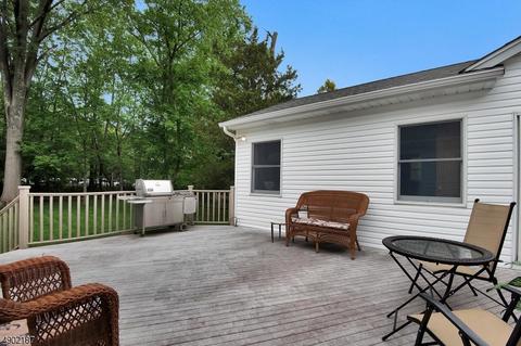 60 Pleasant Vw Dr, Wayne, NJ 07470 photo 23