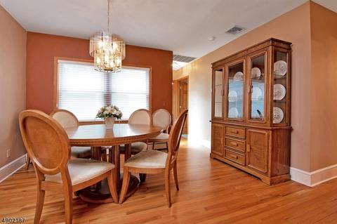 60 Pleasant Vw Dr, Wayne, NJ 07470 photo 6