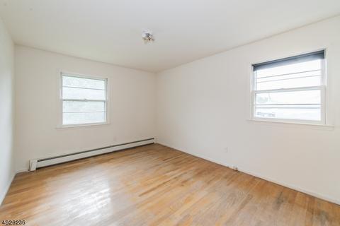 35 Anderson Dr, Wayne, NJ 07470 photo 17