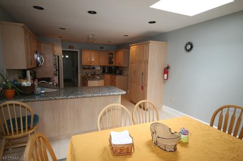 68 Laauwe Ave, Wayne, NJ 07470 photo 4