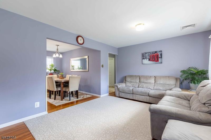  113 Greene Ave, Totowa, NJ 07512 photo 4