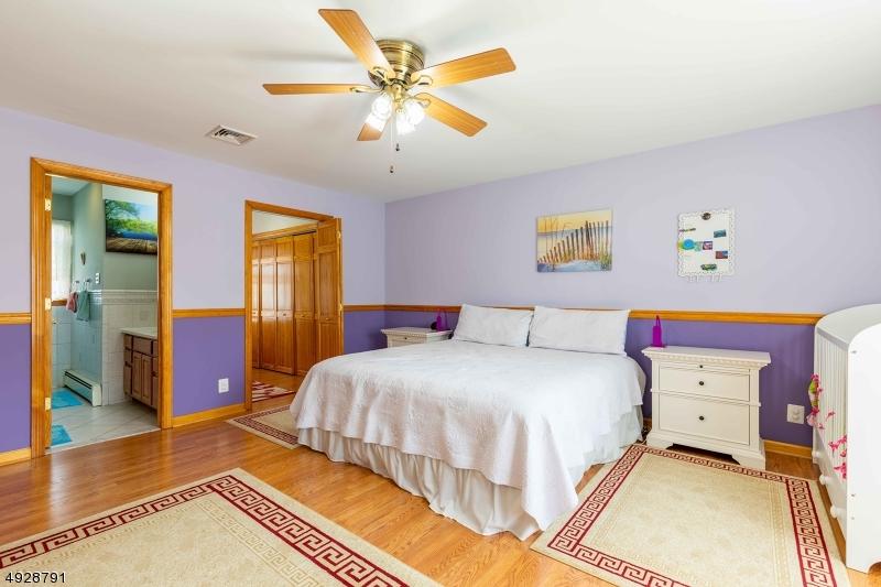  113 Greene Ave, Totowa, NJ 07512 photo 19