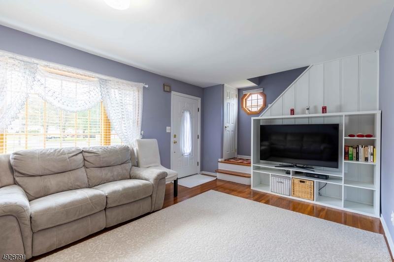 113 Greene Ave, Totowa, NJ 07512 photo 5