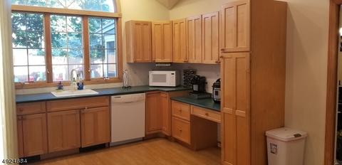 104 E Passaic Ave, Nutley, NJ 07110 photo 9