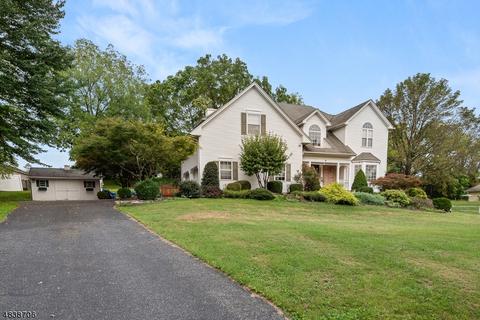 4 Ryan Way, Hackettstown, NJ 07840 photo 2