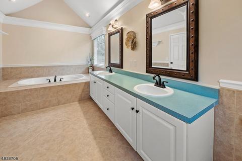 4 Ryan Way, Hackettstown, NJ 07840 photo 17