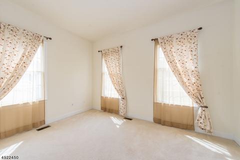 89 Albert Dr, Clinton, NJ 08809 photo 14