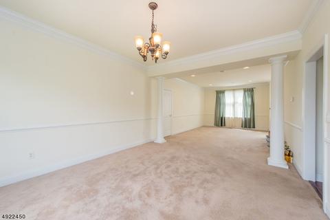 89 Albert Dr, Clinton, NJ 08809 photo 12