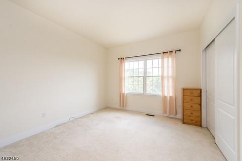 89 Albert Dr, Clinton, NJ 08809 photo 16