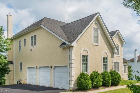 89 Albert Dr, Clinton, NJ 08809 photo 3