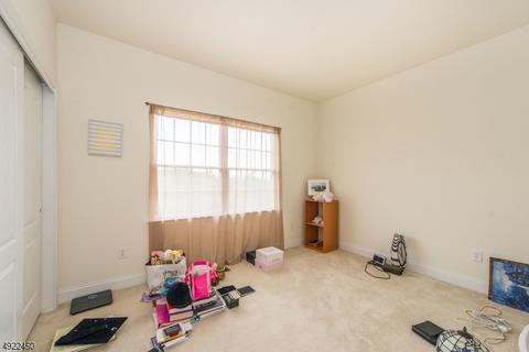 89 Albert Dr, Clinton, NJ 08809 photo 18
