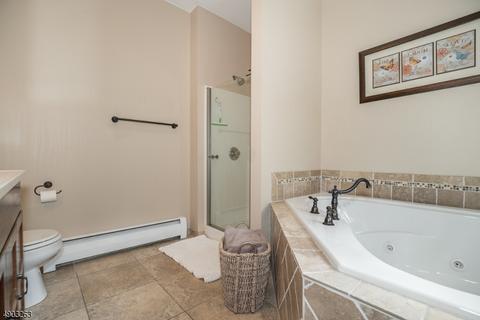 27 Forest Ter, Wayne, NJ 07470 photo 3