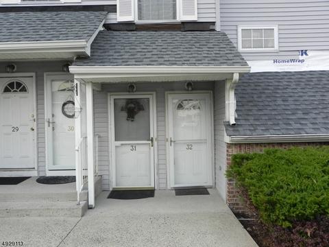 32 Victory Ct, Dover, NJ 07801 photo 1