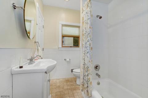 36 Beverly Rd, Springfield, NJ 07081 photo 9