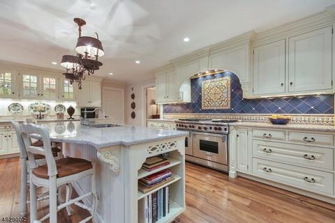 49 Woodmere Dr, Summit, NJ 07901 photo 6