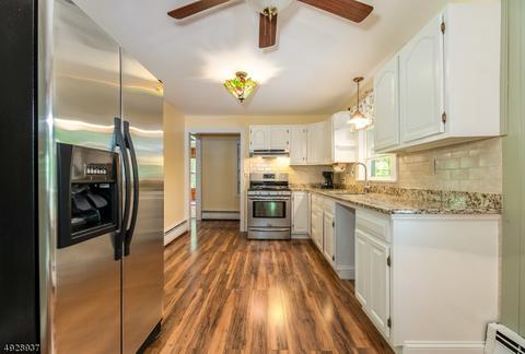 2 Overlook Way, Hackettstown, NJ 07840 photo 9