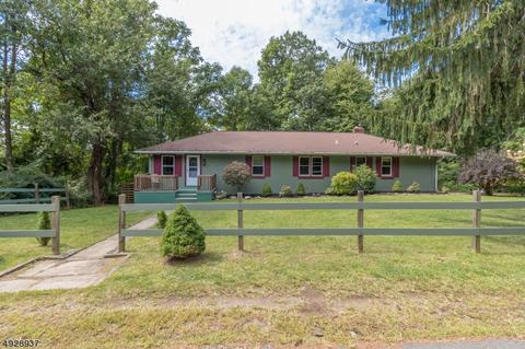 2 Overlook Way, Hackettstown, NJ 07840 photo 1