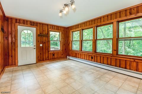 2 Overlook Way, Hackettstown, NJ 07840 photo 3