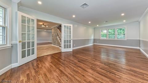 16 Petrie Ln, Wayne, NJ 07470 photo 10