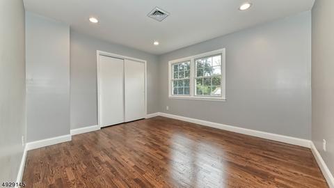16 Petrie Ln, Wayne, NJ 07470 photo 16