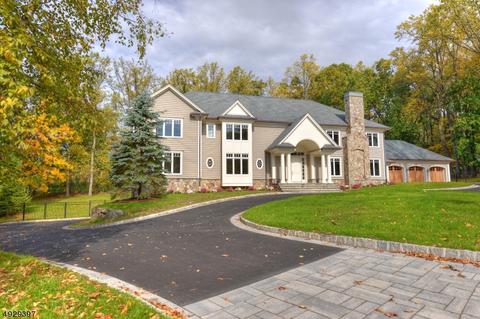 14 Deerhill Rd, Demarest, NJ 07627 photo 2
