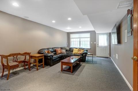 31 Summer Hill Rd, Wayne, NJ 07470 photo 19