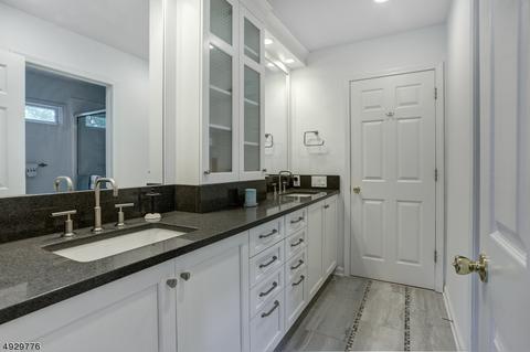 31 Summer Hill Rd, Wayne, NJ 07470 photo 17