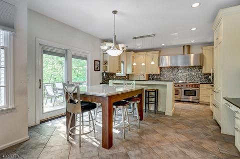 31 Summer Hill Rd, Wayne, NJ 07470 photo 5
