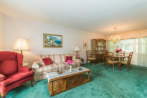 82 Forest Ave, Berkeley Heights, NJ 07922 photo 4