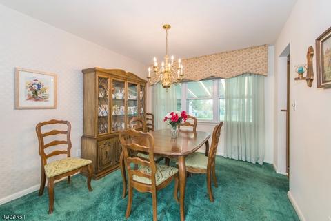 82 Forest Ave, Berkeley Heights, NJ 07922 photo 5
