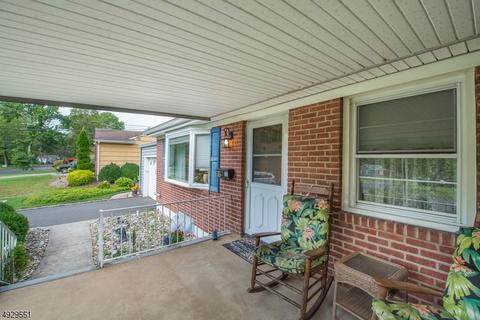 82 Forest Ave, Berkeley Heights, NJ 07922 photo 2