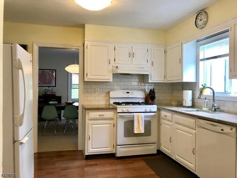 321 Chestnut St, Nutley, NJ 07110 photo 8