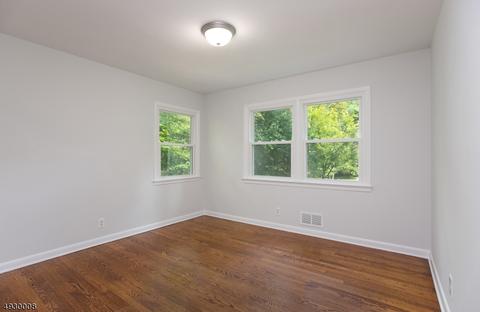 66 Harrison Dr, Berkeley Heights, NJ 07922 photo 10